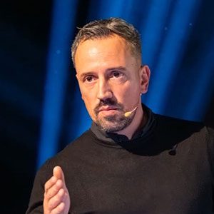 Daniel Vieira Daniel Vieira